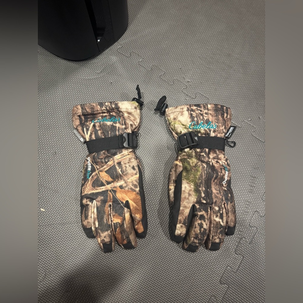 Cabelas Camo Gloves